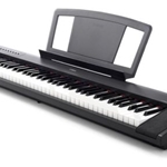 Yamaha NP-31 76-note mid-level Piaggero