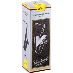 Single Vandoren V12 tenor saxophone reed in strength 2.5 showcasing the filed French cut.